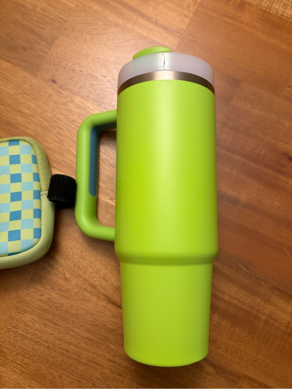 Stanley 30 oz Lime Green Insulated Tumbler with removable accessory pouch - Picture 3 of 8